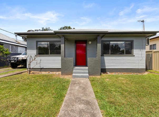 16 Railway Street, Taree, NSW 2430