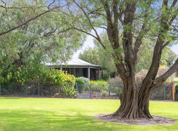 13 Guy Crescent, Dunsborough, WA 6281