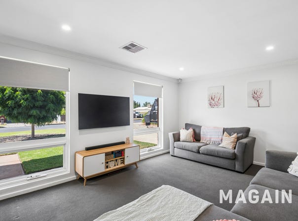 22 Thomas Crescent, Reynella, SA 5161