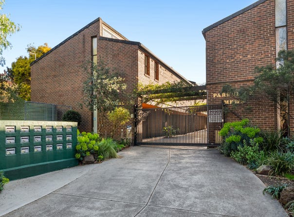 8/517 Royal Parade, Parkville, Vic 3052
