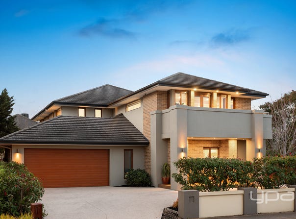 2 Rockefeller Way, Sanctuary Lakes, Vic 3030