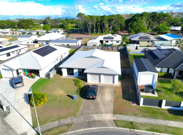 10 Lemon Grove, Bowen, Qld 4805