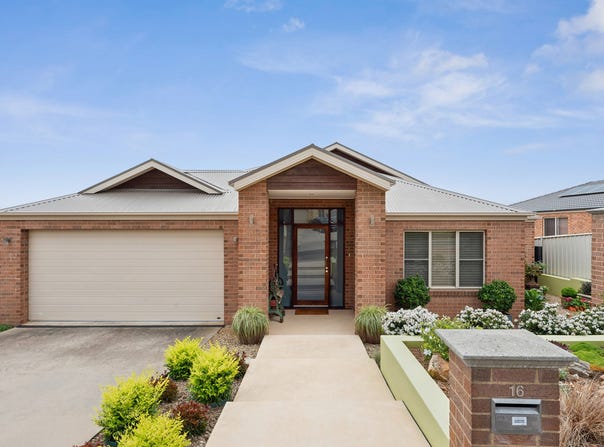 16 Irrabella Place, Kangaroo Flat, Vic 3555