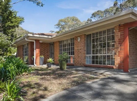 10 Woodland Grove, Aberfoyle Park, SA 5159