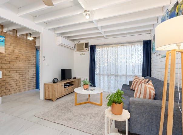 7/429 Griffith Road, Lavington, NSW 2641