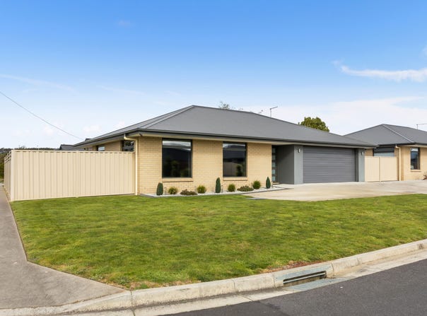 1/1 Jones Place, Latrobe, Tas 7307