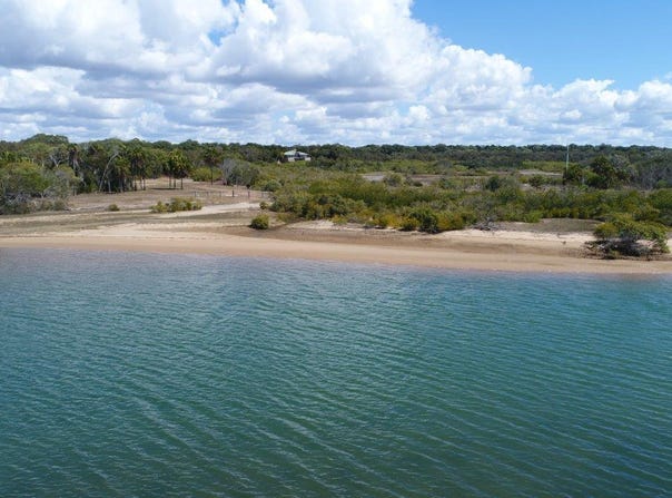 810 Fingerfield Road, Deepwater, Qld 4674
