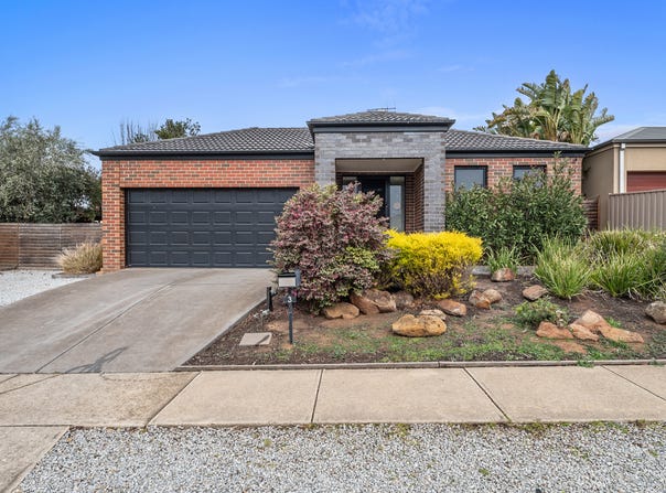 3 Ruby Place, Darley, Vic 3340