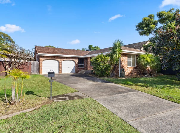 68 Pearce Drive, Coffs Harbour, NSW 2450