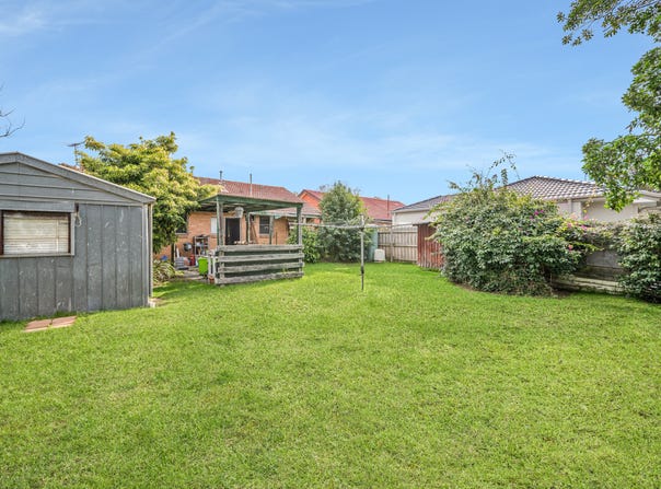 17 Brunning Crescent, Frankston North, Vic 3200