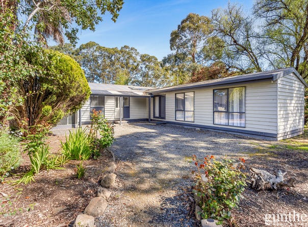 54 St Leonards Road, Healesville, Vic 3777
