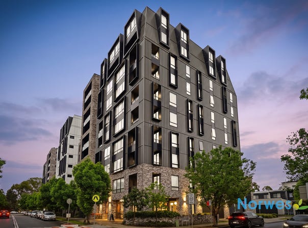 811/2a Lord Sheffeild Cct, Penrith, NSW 2750