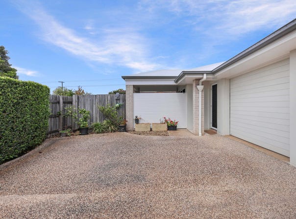 5/8 Lovejoy Court, Kearneys Spring, Qld 4350