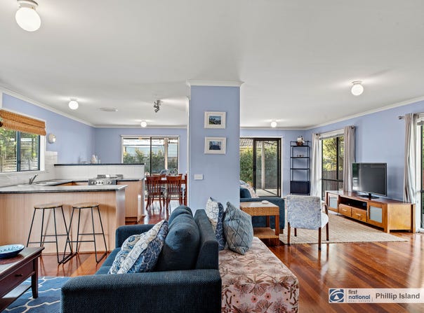 7 Roderick Close, Cowes, Vic 3922