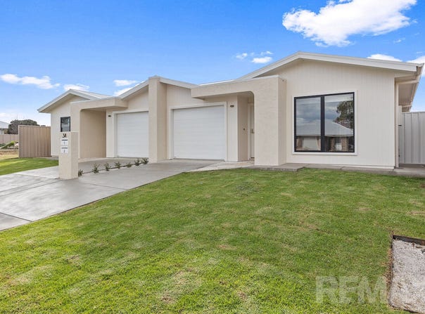 1 & 2/34 Gibson Street, Boorooma, NSW 2650
