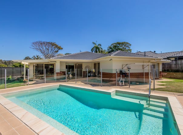 4 Stillwater Crescent, Robina, Qld 4226