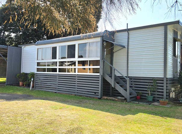 202/19 Judbooley Parade, Windang, NSW 2528