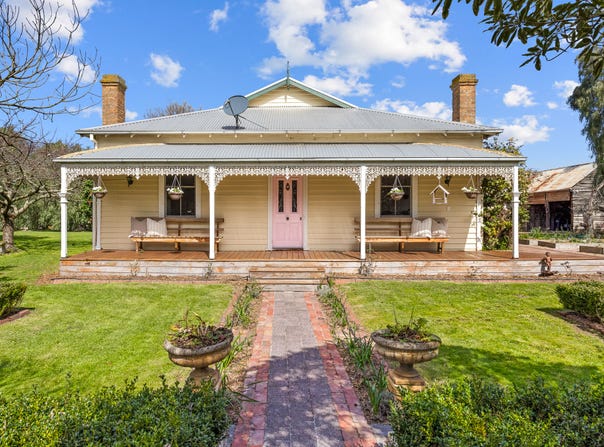 157 Eramosa Road East, Somerville, Vic 3912