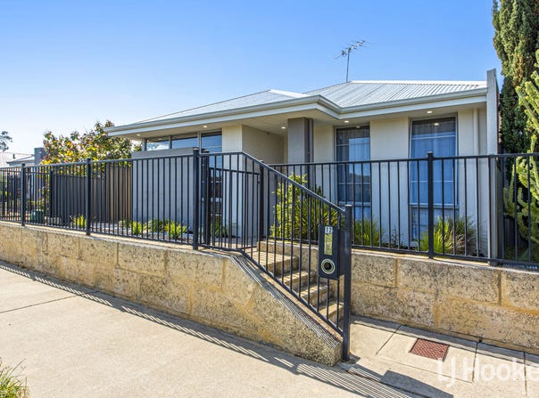 12 Bradley Street, Lakelands, WA 6180