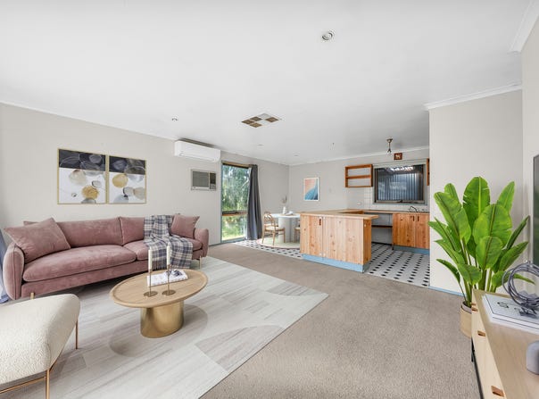 8 Adare Place, Werribee, Vic 3030