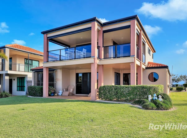 22 Chantelle Circuit, Coral Cove, Qld 4670