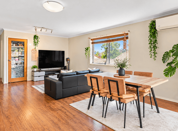8/164 Frank Street, Labrador, Qld 4215