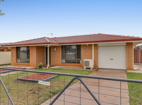 46 Mcfarlane Street, Wilsonton, Qld 4350