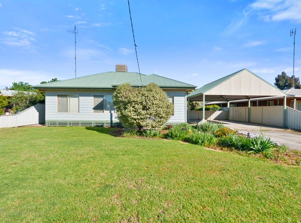 87 Finley Street, Finley, NSW 2713