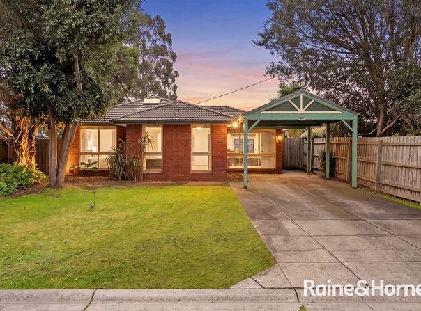 7 Curtis Court, Cranbourne, Vic 3977