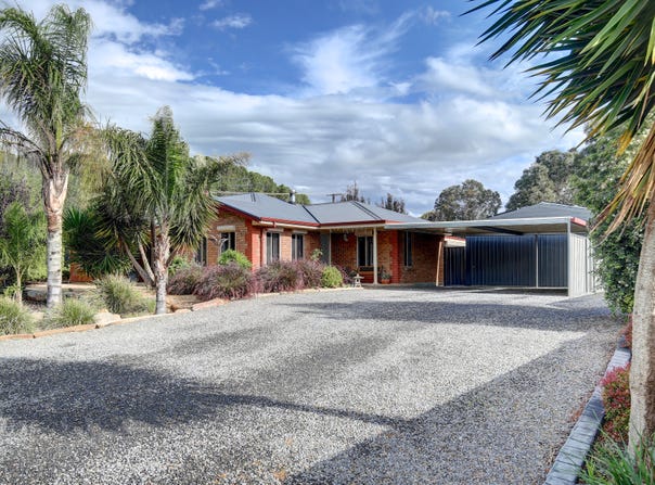 39 Tooma Drive, Riverglades, SA 5253