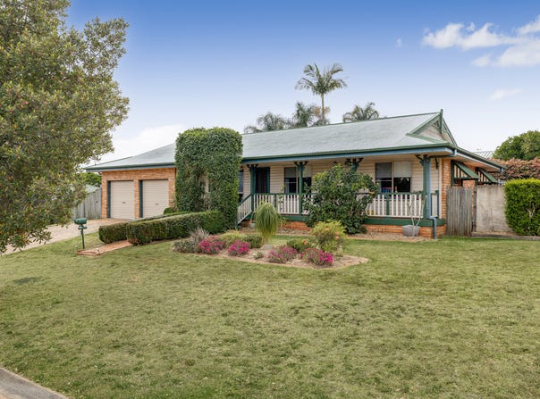 9 Honeysuckle Drive, Glenvale, Qld 4350