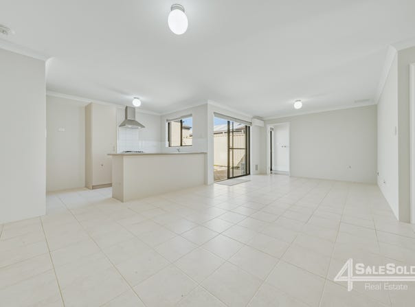 7/104 Westfield Road, Kelmscott, WA 6111