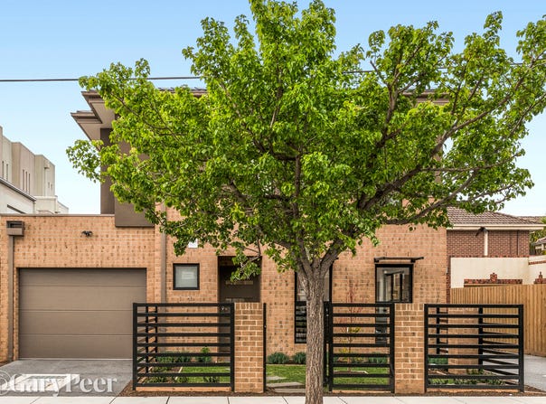 1/18 Shepparson Avenue, Carnegie, Vic 3163