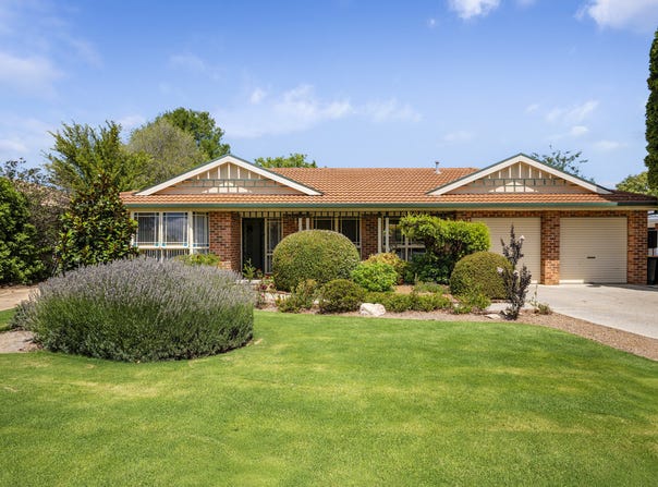 28 Preddey Way, Gordon, ACT 2906