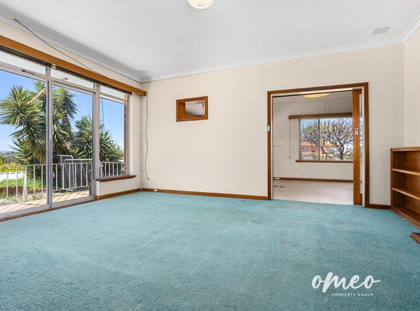 41 Beach Road, Coogee, WA 6166