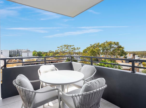 208A/6 Geebung Lane, Engadine, NSW 2233