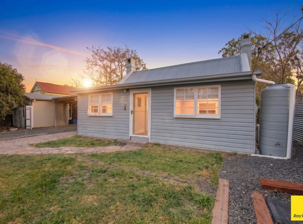 16 Queen Street, Uralla, NSW 2358