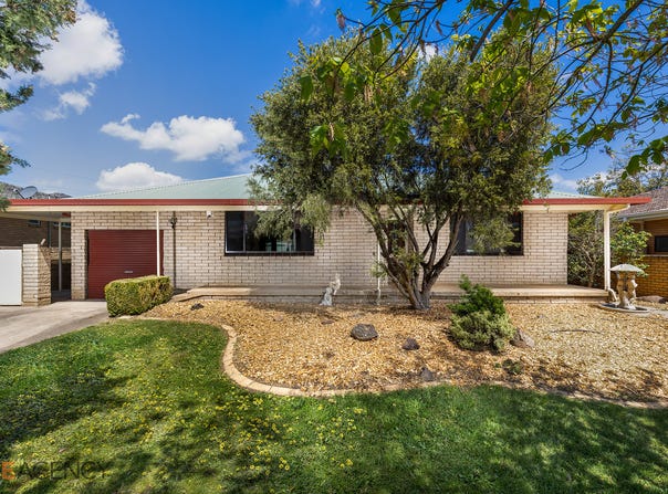 4 Thomas Brosnan Way, Orange, NSW 2800