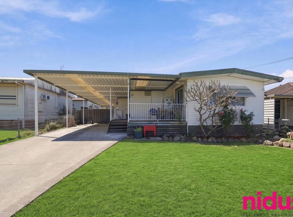 13 Finisterre Avenue, Whalan, NSW 2770