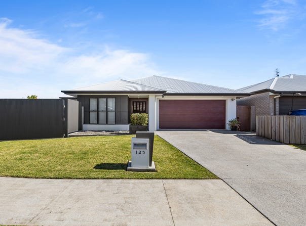 125 Adrian Circuit, Nirimba, Qld 4551