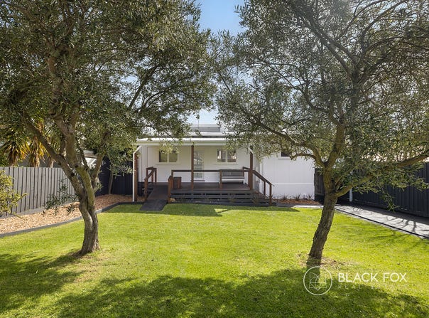 24 Iris Street, Dromana, Vic 3936
