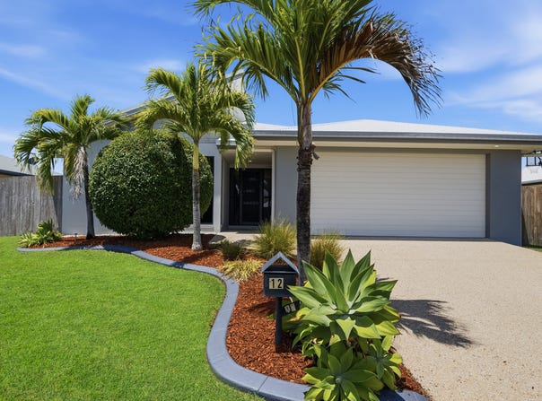 12 Stone Drive, Bucasia, Qld 4750