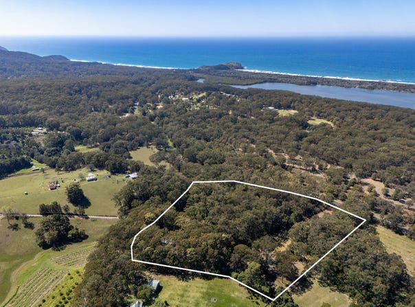 5 Arcadia Lane, Stuarts Point, NSW 2441