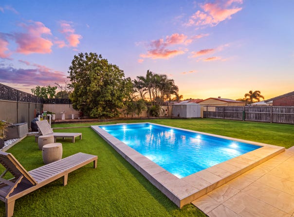 18 Silvabank Drive, Varsity Lakes, Qld 4227