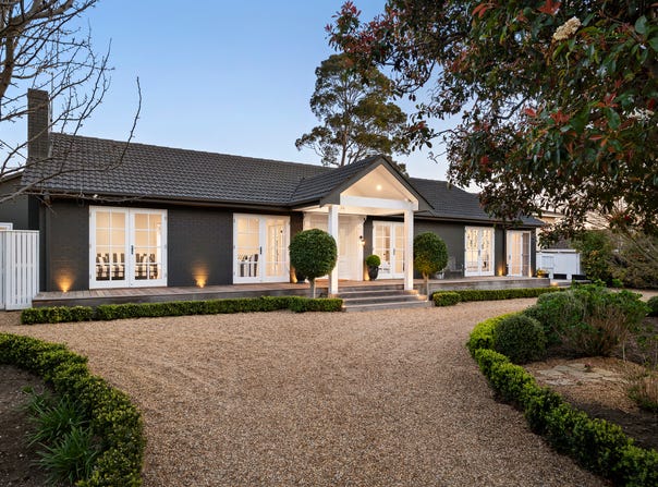 96 Fulton Road, Mount Eliza, Vic 3930