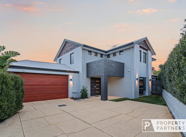 4A Bower Street, Scarborough, WA 6019
