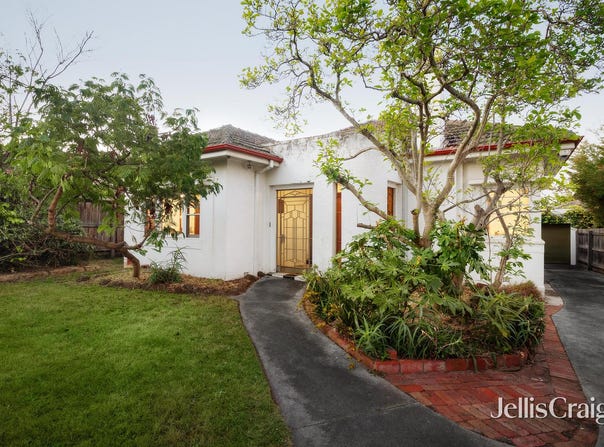 8 Oakwood Avenue, Brighton, Vic 3186