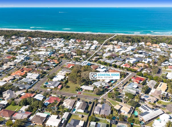 27 Peacock Crescent, Bokarina, Qld 4575