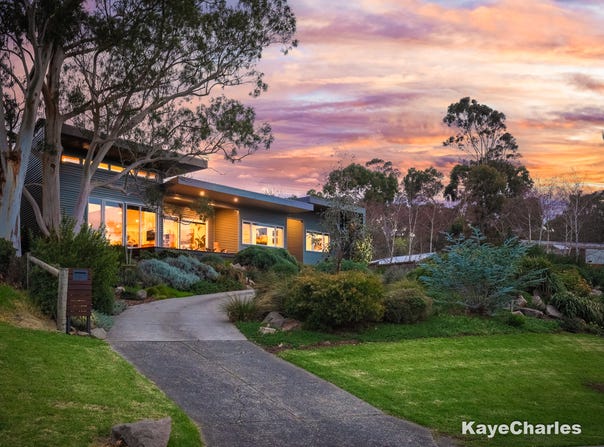 6 Beaumont View Lane, Berwick, Vic 3806