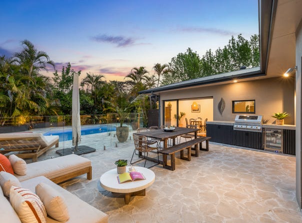 1 Fairview Avenue, St Ives, NSW 2075